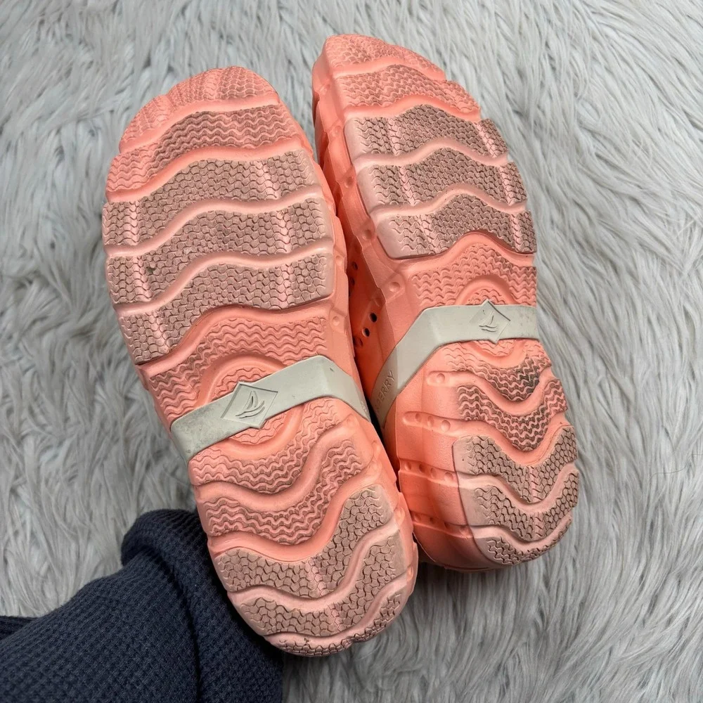 Sperry Women's 10 Peach Pink Water Strider Slip-on‎ Water Shoes Beach Vacation